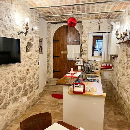 Casa Antonetti B&B 캄포 디 조베